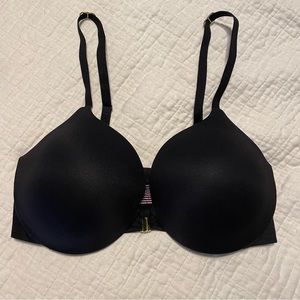 Victoria’s Secret Incredible Bra Black (34DD)